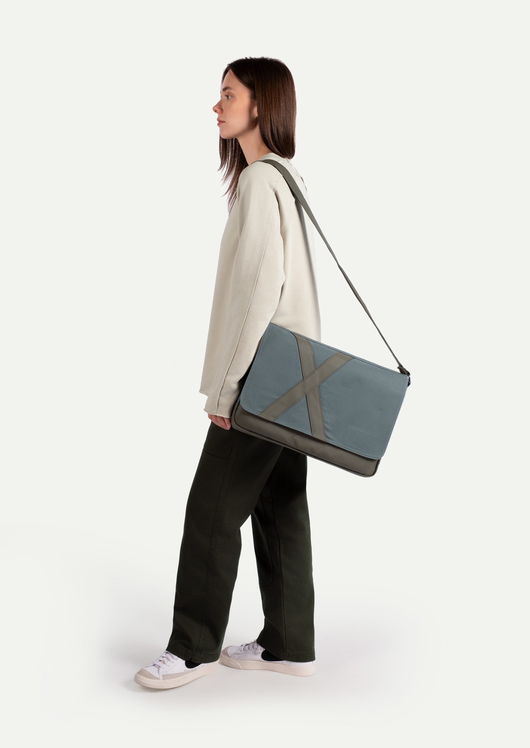 Gray Unisex Messenger - Horizontal Bag | KAFT (Nevend - Storm)